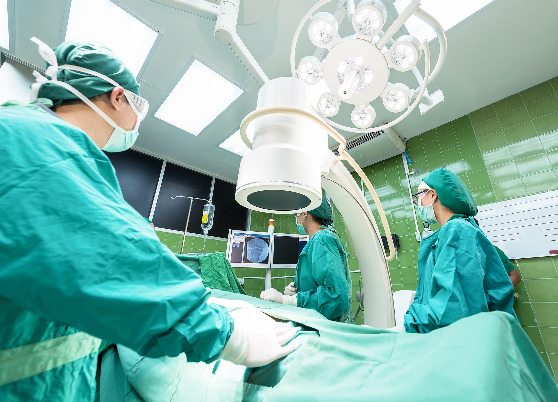 NIEUDANA OPERACJA PLASTYCZNA – KIEDY PACJENT MOŻE ŻĄDAĆ ODSZKODOWANIA?